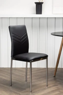 Lily Matstolar Black