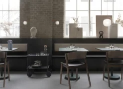 Linear Steel Café Bord 70 x 70 x 95 cm