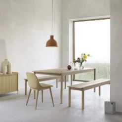 Linear wood matbord 260