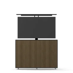 Line Burned Walnut TV Lift Slim 55″ med hjul/sockel 135Wx25Dx98H