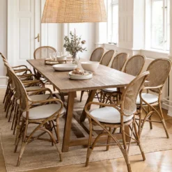 Lucas dining table matbord 300