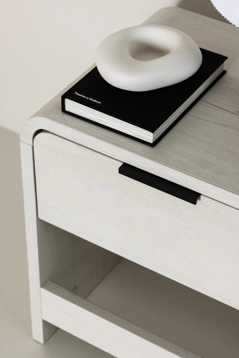 Lyngdal Sidobord 40 x 30 Whitewash