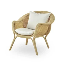 Madame chair exterior