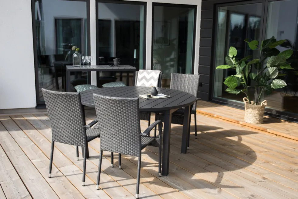 Marbella Runda Matbord ⌀140 Black