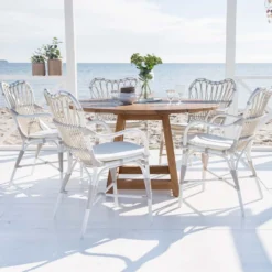 Margret dining chair