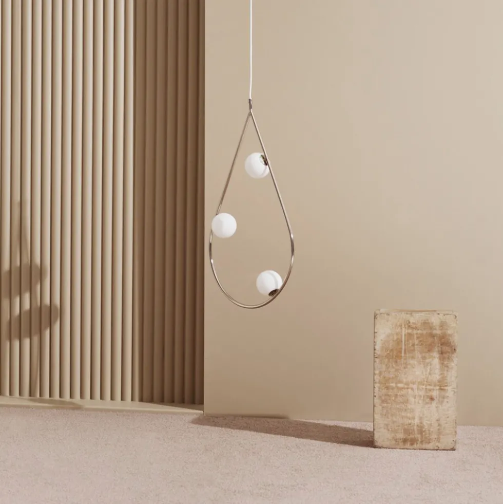 Mobil 12 wall vägglampa