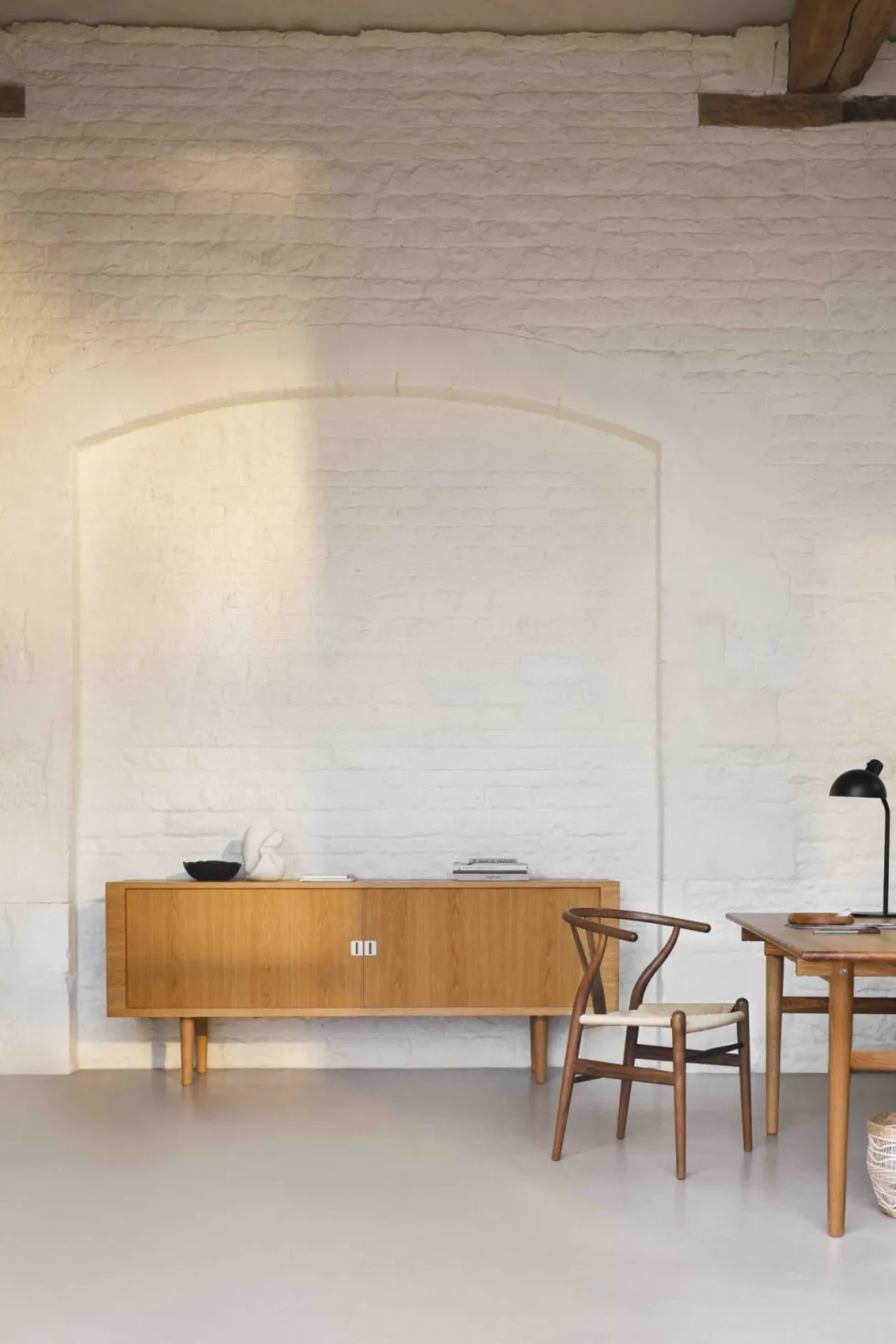 MO310 bordslampa