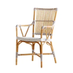 Monique arm chair