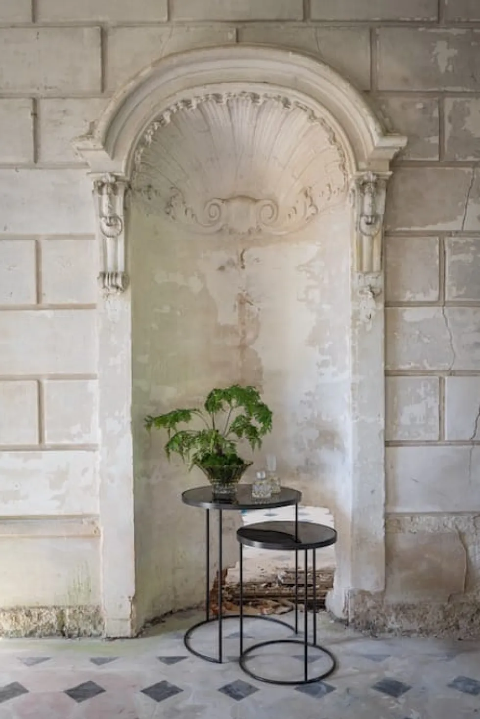 Nesting side table