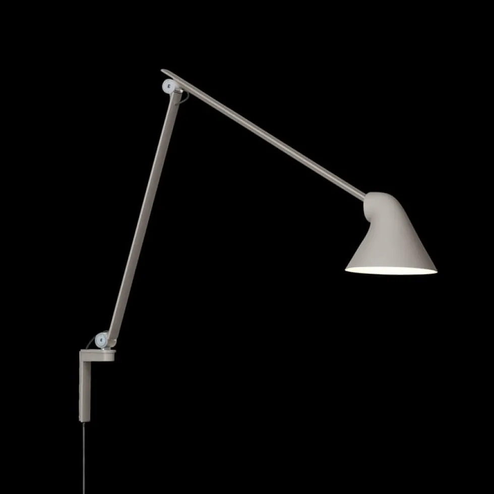 NJP vägglampa lång arm