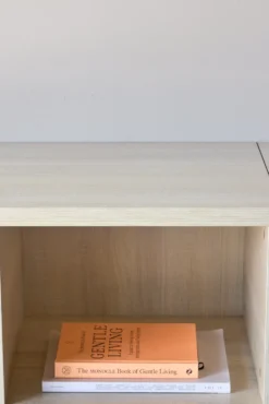 Nomi TV-bänkar 45 x 35 x 180