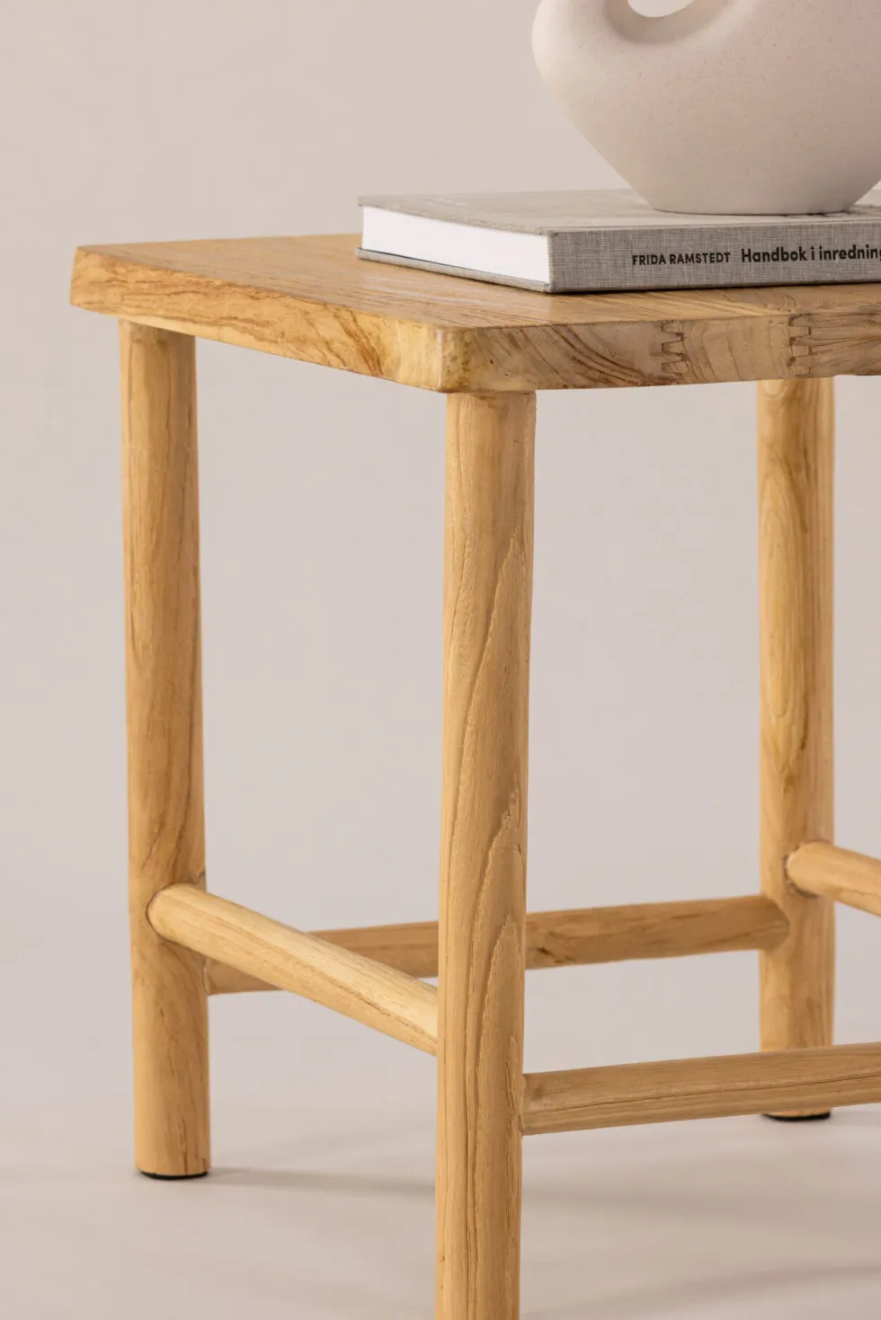Noster Pallar Whitewash