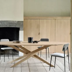 Oak Mikado matbord