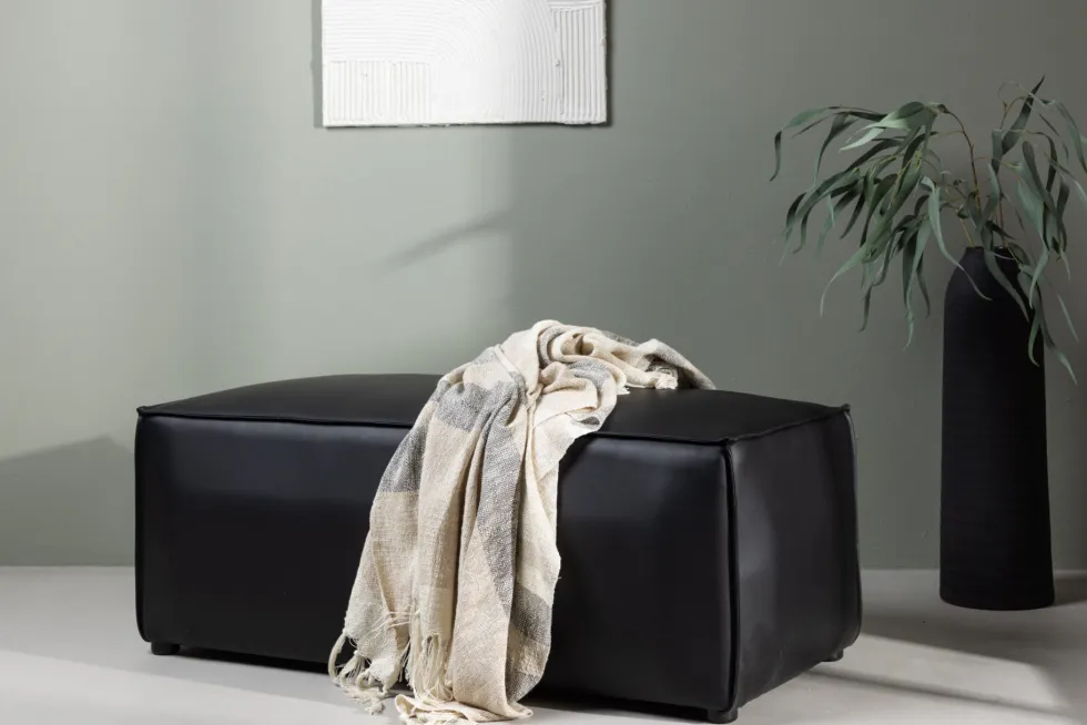 Palermo Puff 119 x 47 x 59 Black