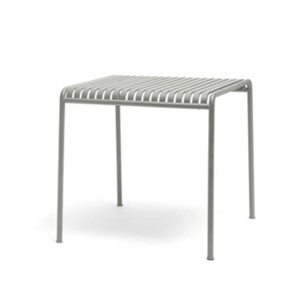 Palissade table 82