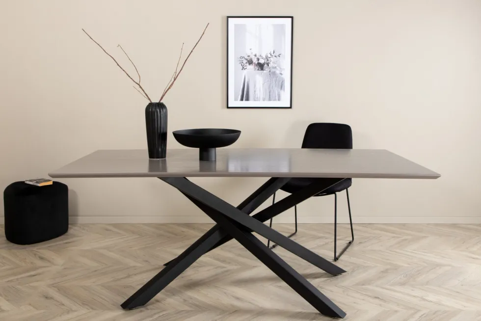 Piazza Rektangulära Matbord 180 x 90 Black