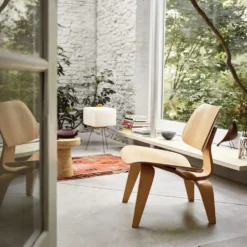 Plywood Group LCW lounge chair kohud