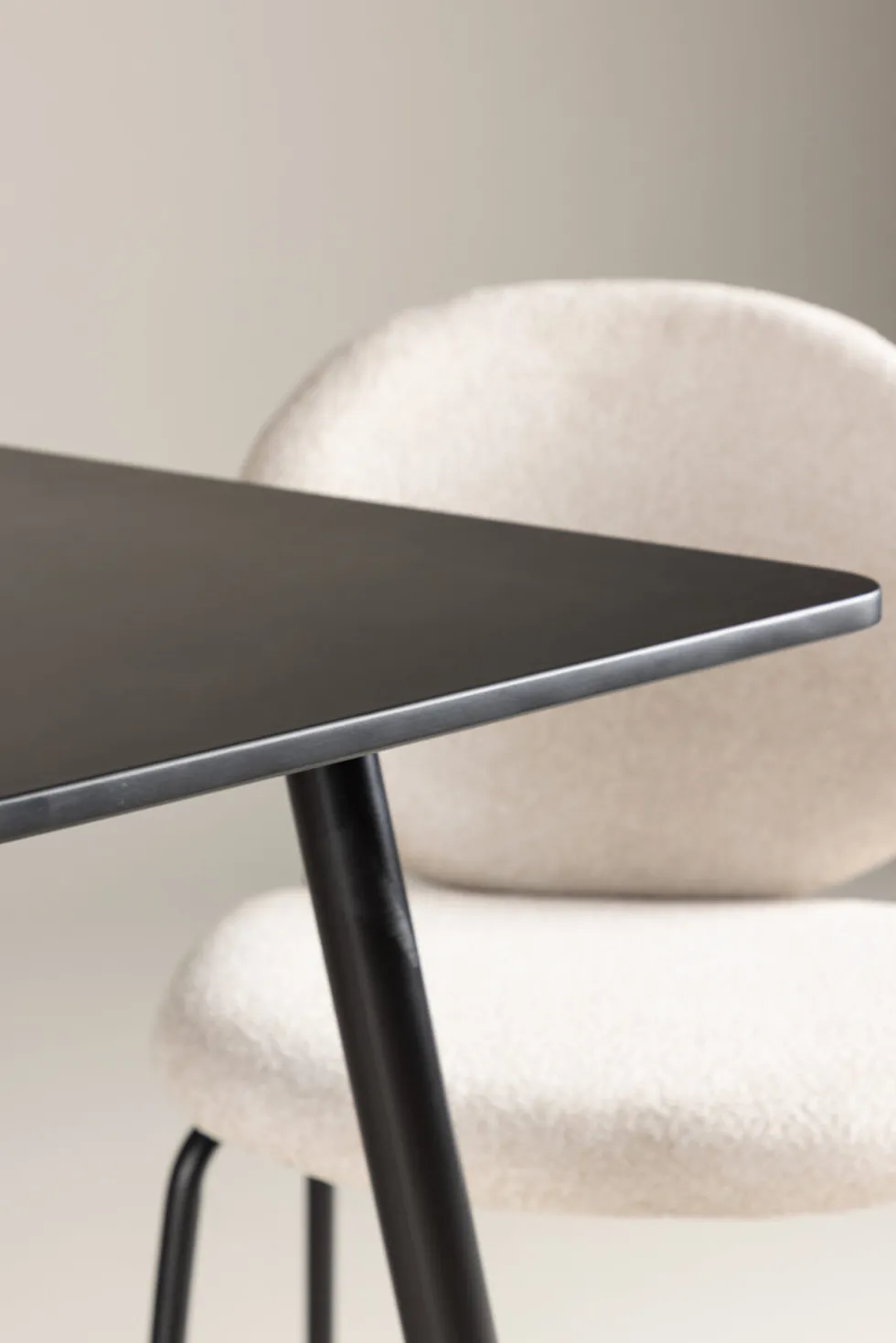 Polar Rektangulära Matbord 75 x 75 Black