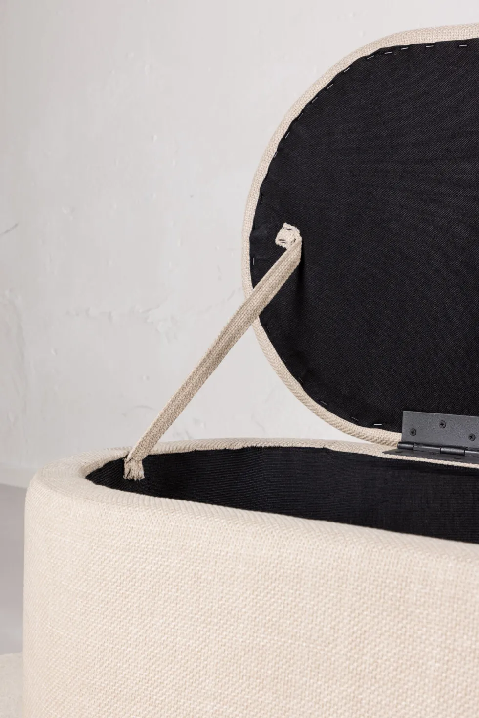 Potenza Ottoman 130 x 47 x 50 Offwhite
