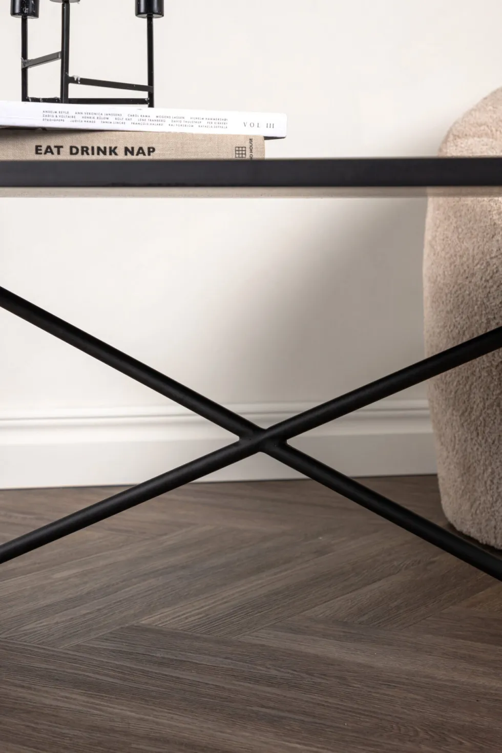 Pryor Soffbord 110 x 70 Black