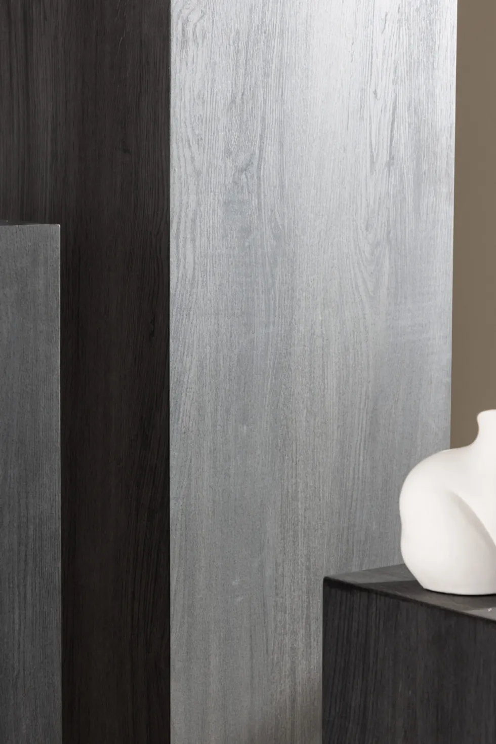 Ramsvik Sidobord Black