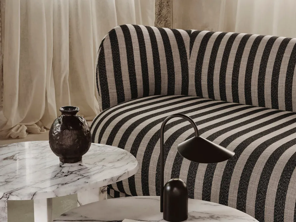 Rico Solsoffa Louisiana – Sand/Svart Soffa
