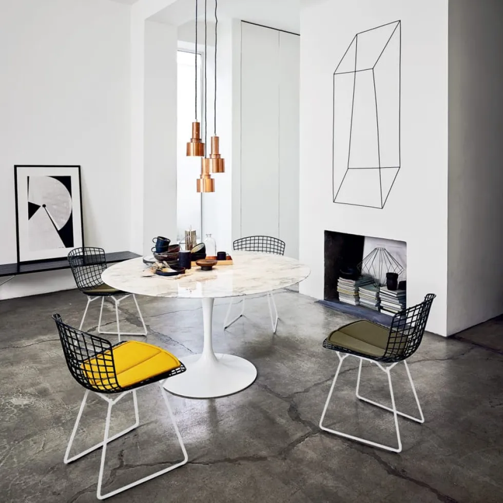 Saarinen Round Table matbord 91
