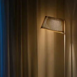 Secto Petite 4610 golvlampa