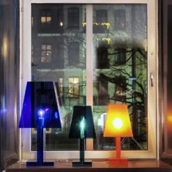 Siluett bordslampa 66