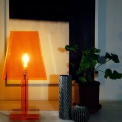 Siluett bordslampa 66