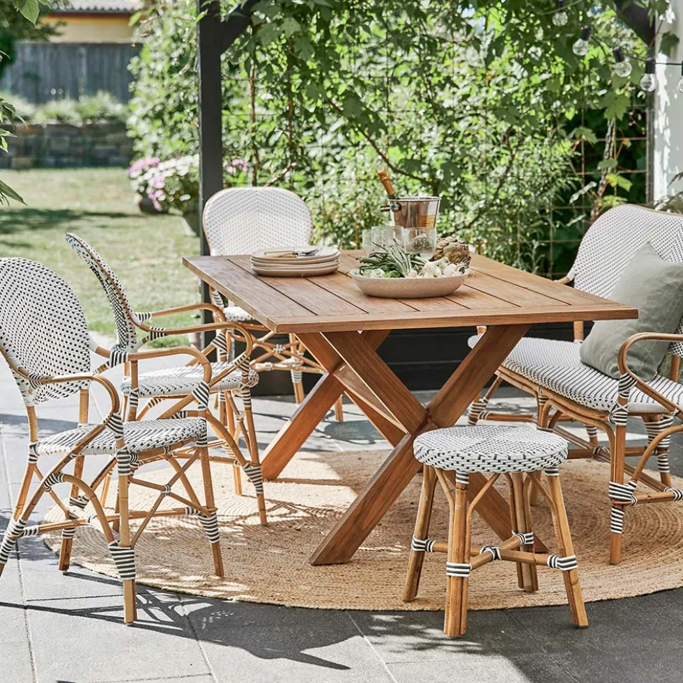 Simone stool