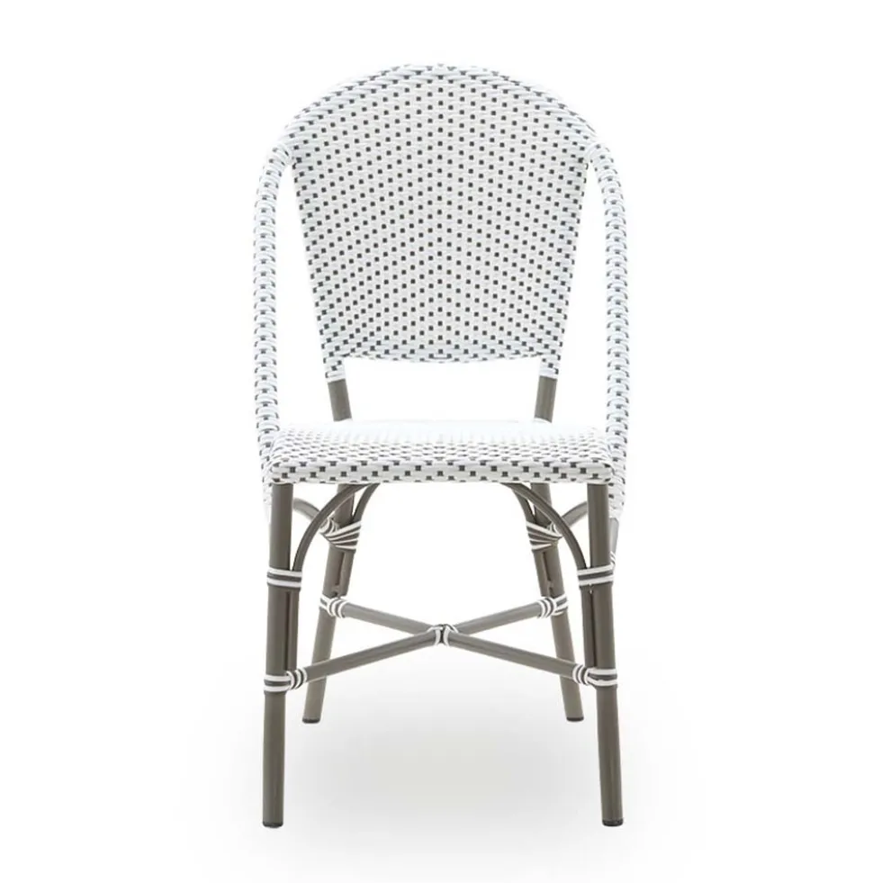 Sofie chair exterior