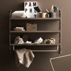 String Pocket hylla