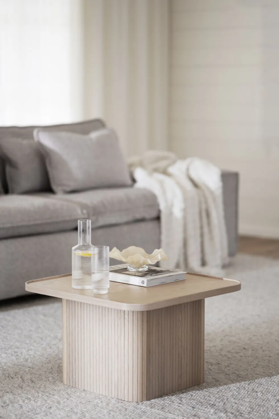 Sullivan soffbord 60×60