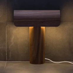 Teelo 8020 bordslampa