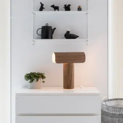 Teelo 8020 bordslampa