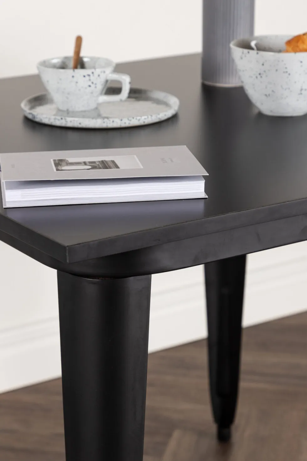 Tempe Rektangulära Matbord 80 x 80 Black