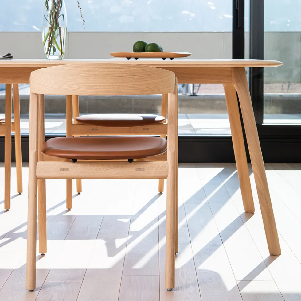 Teska matbord 220