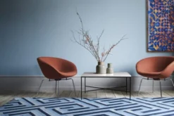The Pot™ lounge chair