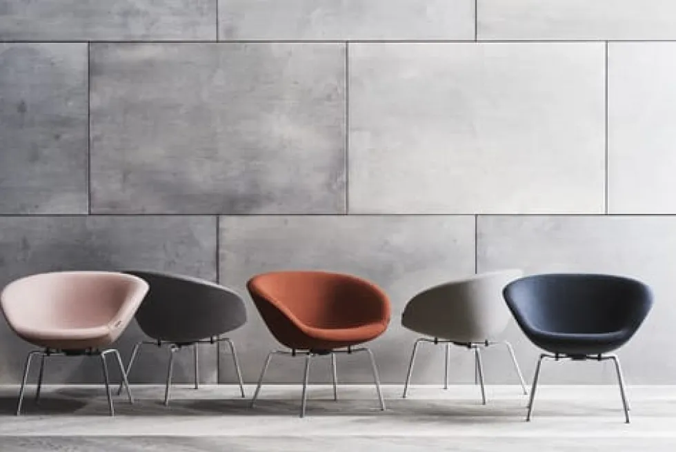 The Pot™ lounge chair