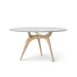 Triiio Dining table 135