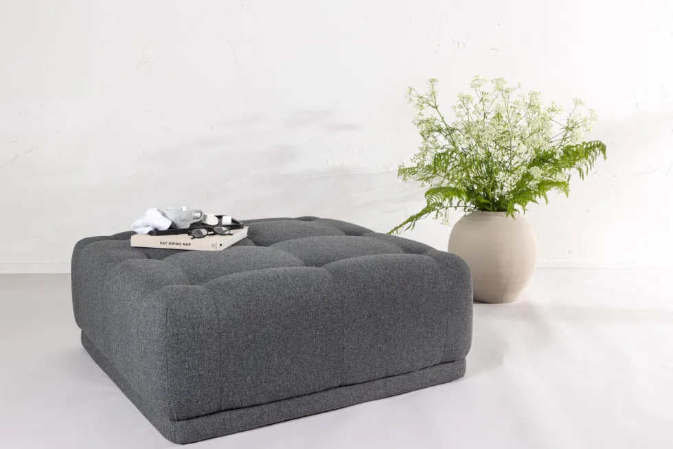 Turin Puff 100 x 40 x 100 Dark Grey