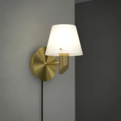 Vägglampa Gil