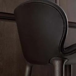 VIPP465 Lodge counter chair