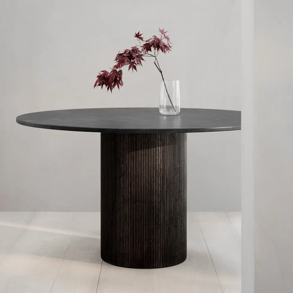 VIPP494 matbord dark oak