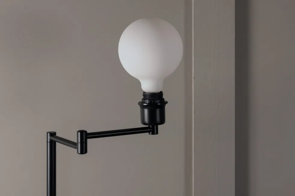 Virro Golvlampa 45 x 126 x 26