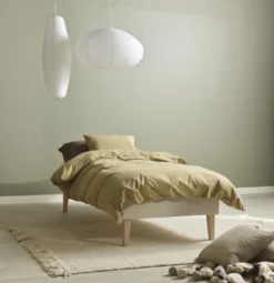 VISBY Ramsäng – Klassisk komfort i nordisk design