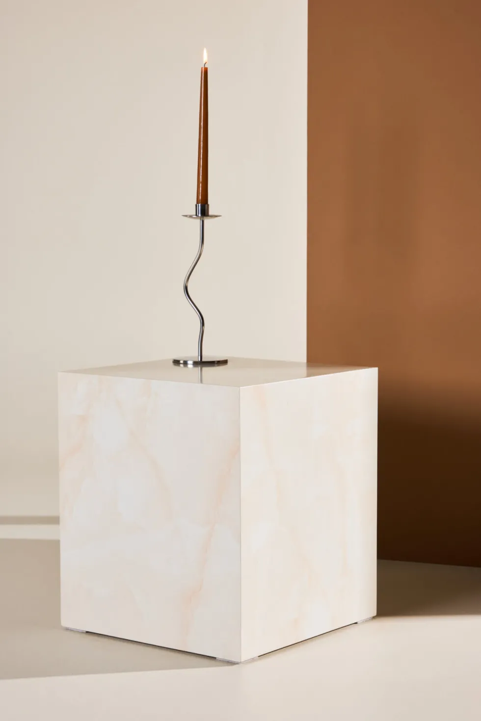 York Soffbord 40×40 Ljusgul