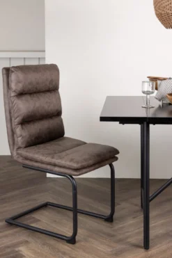 Zizo Matstolar Brown